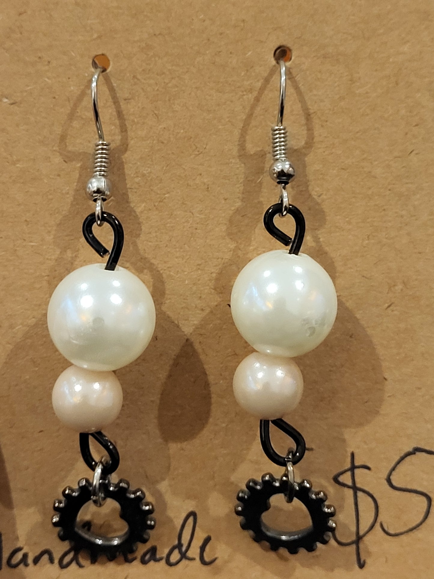 Handmade steampunk white and pink earrings with gear