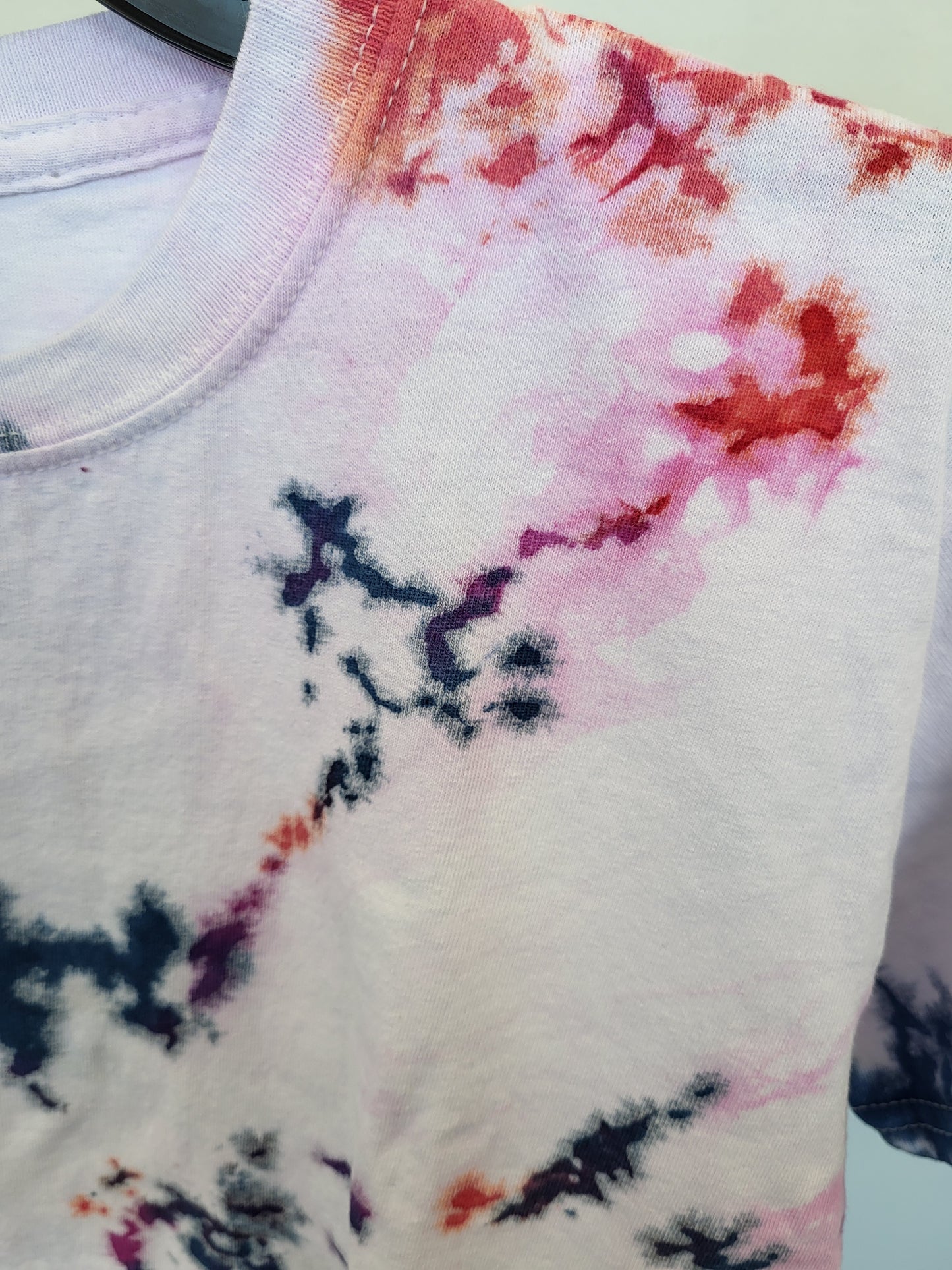 Hand dyed abstract island tie dye tshirt youth large